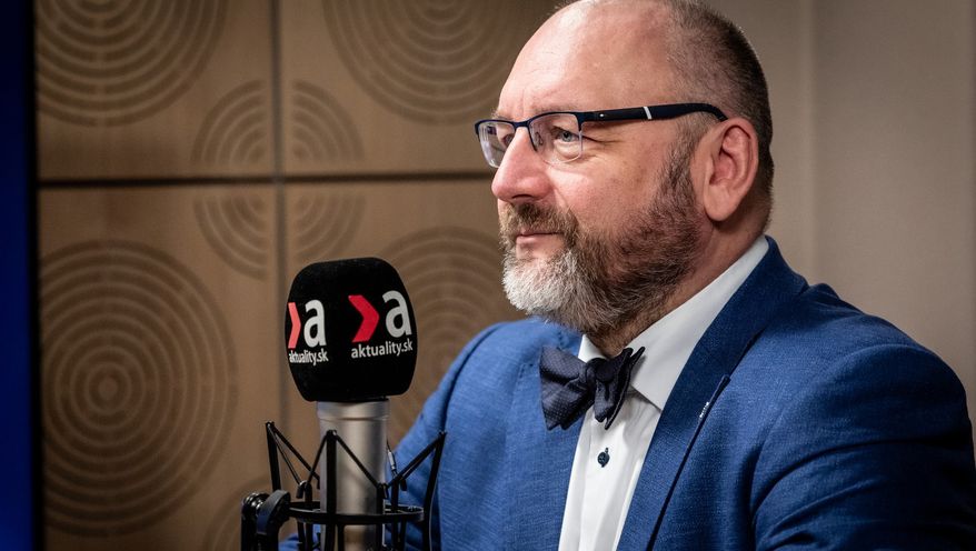 Andrej Žiarovský v podcaste Ráno nahlas s Braňom Dobšinským